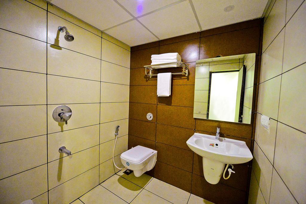 Qik Stay @ S.K. Continental Májszúr Kültér fotó